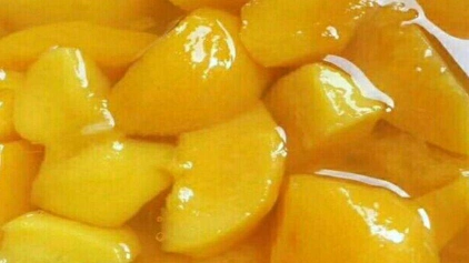 Кусочки персика